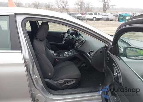 2015 Chrysler 200 Limited from USA, damaged, VIN 1C3CCCAB6FN608952